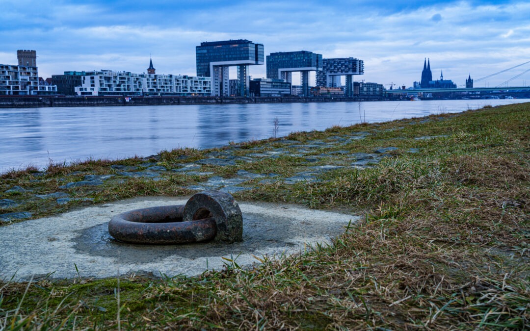 Abstecher zum Rheinufer